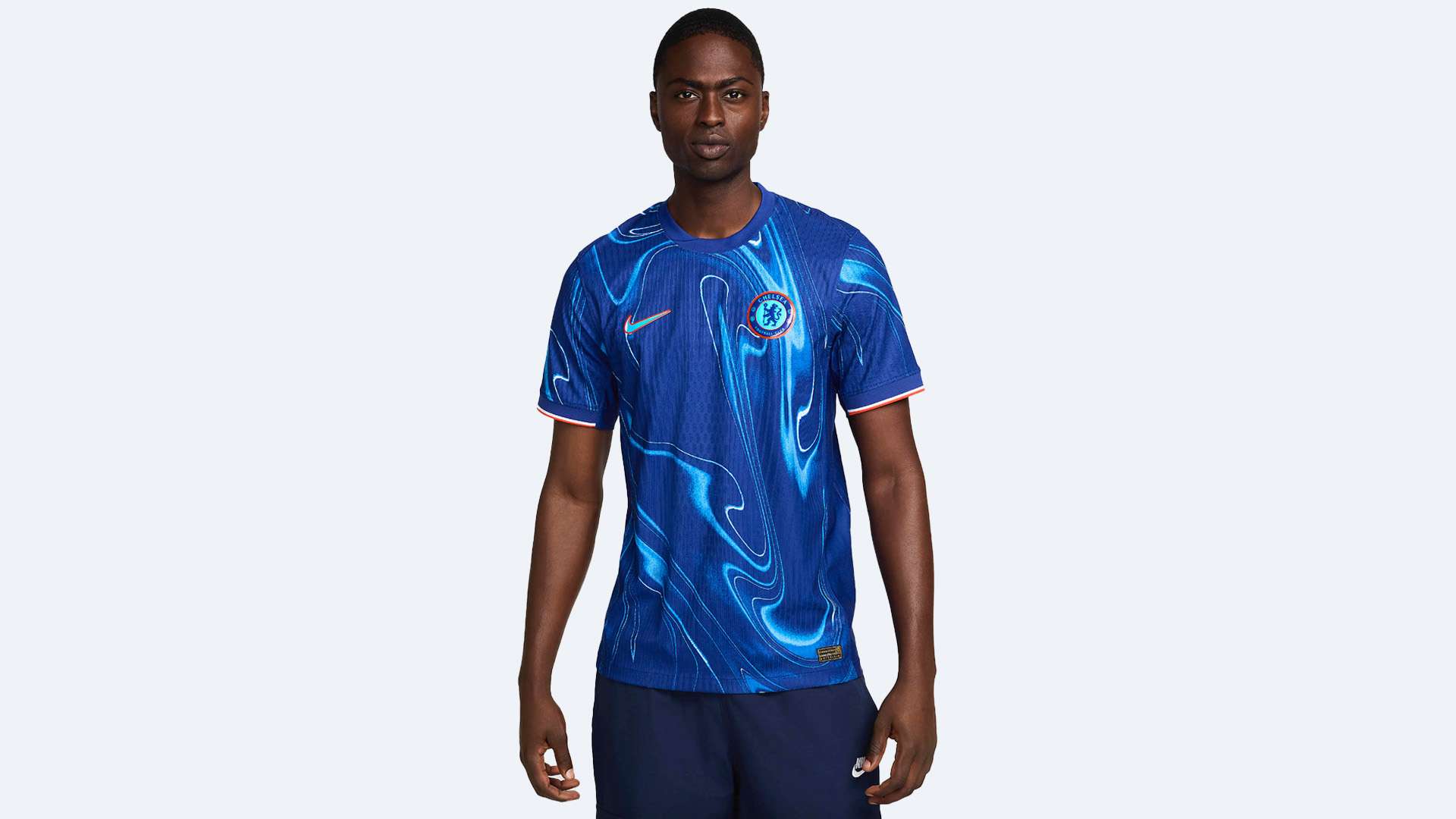 队攻防两端 队攻防两端